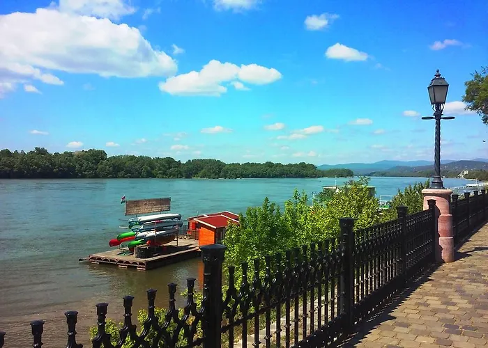 Dunapart Апартаменты Вац